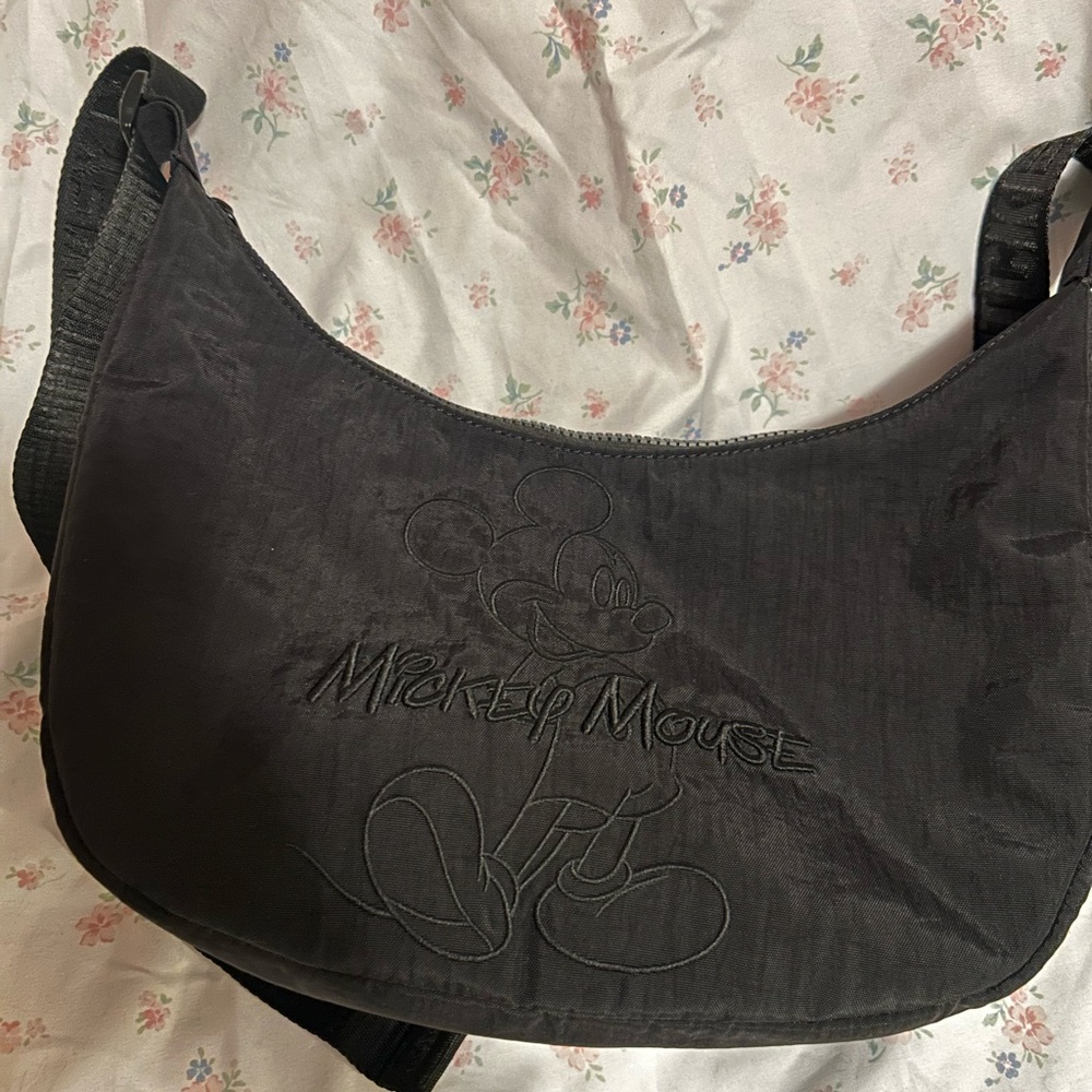 Mickey Mouse Standing Shoulder Bag - Picture 7 of 7